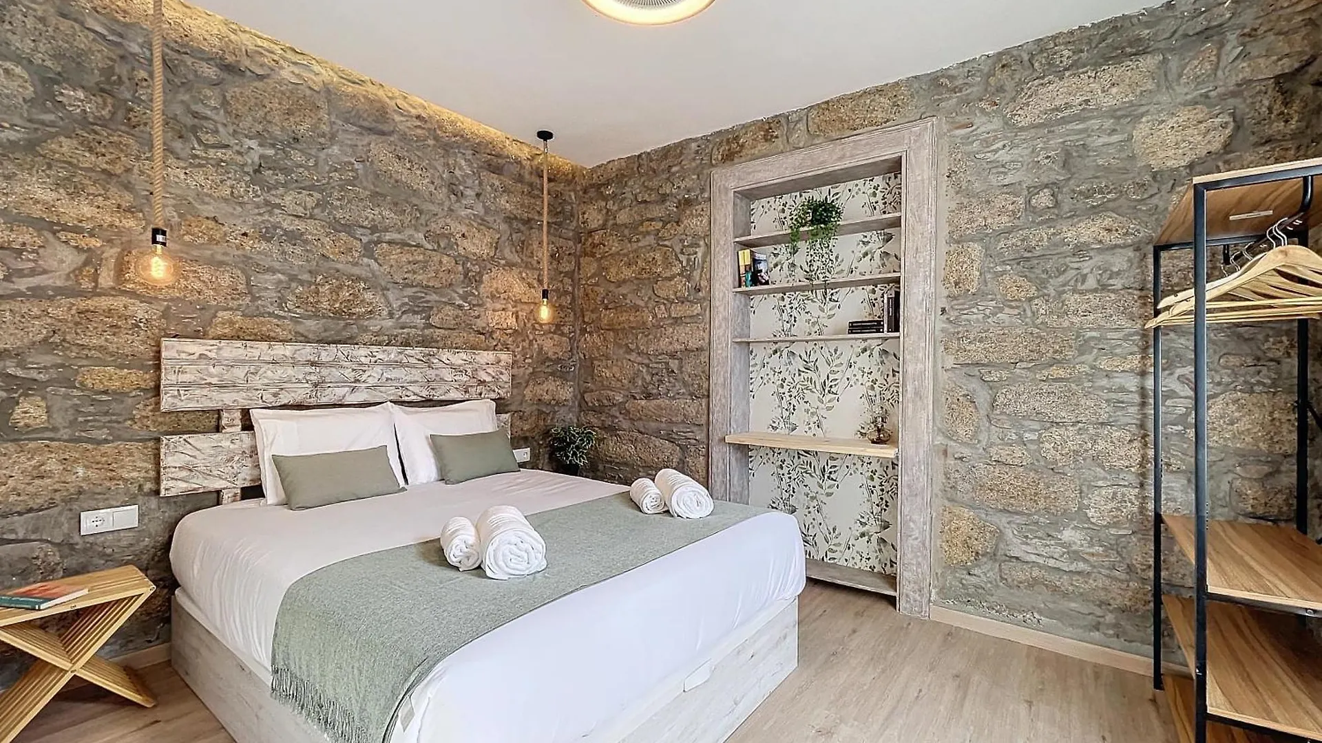 Figueirinha - Family Room Campanario Homestay