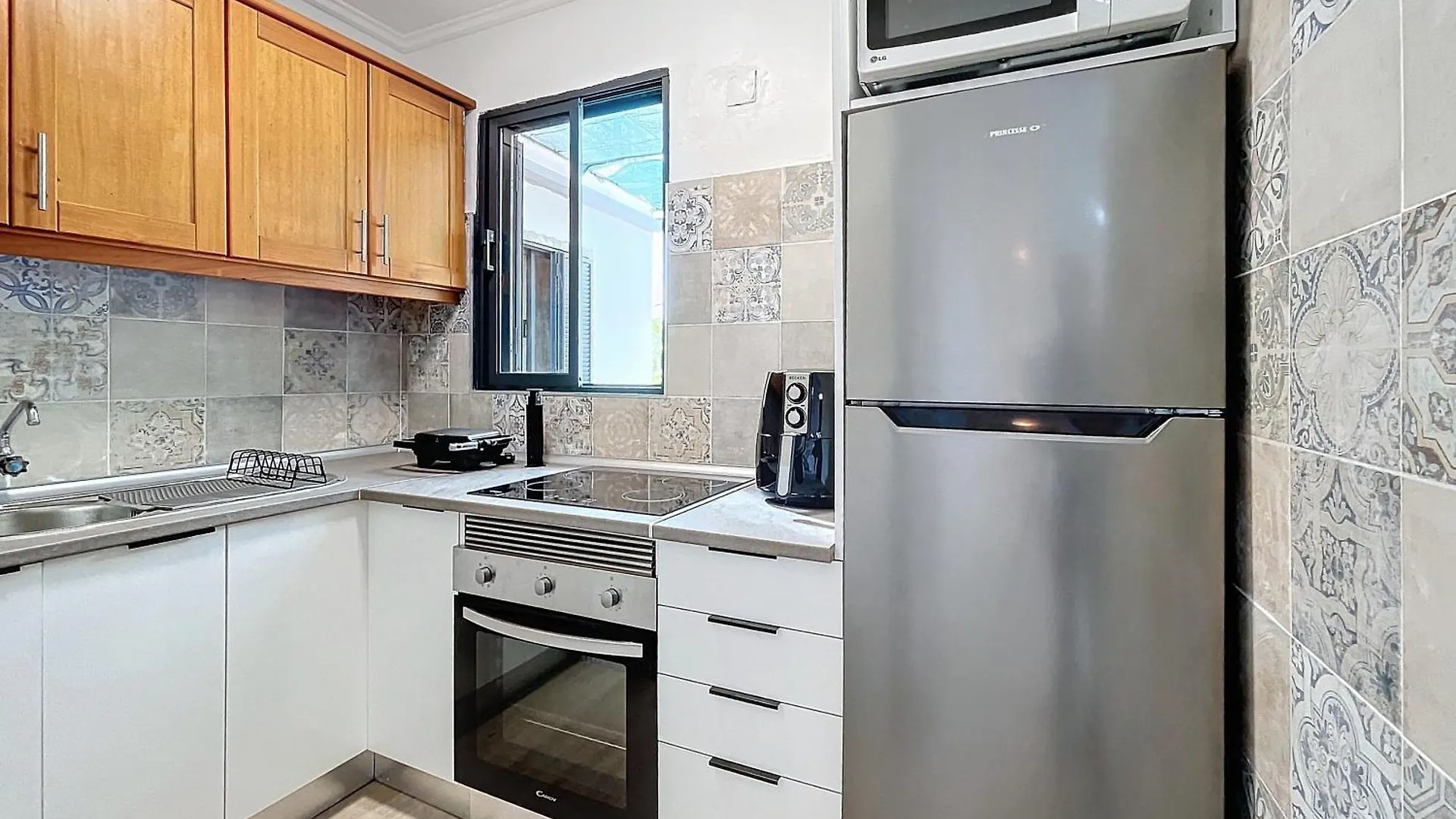 Homestay Figueirinha - Family Room Campanario Portugal